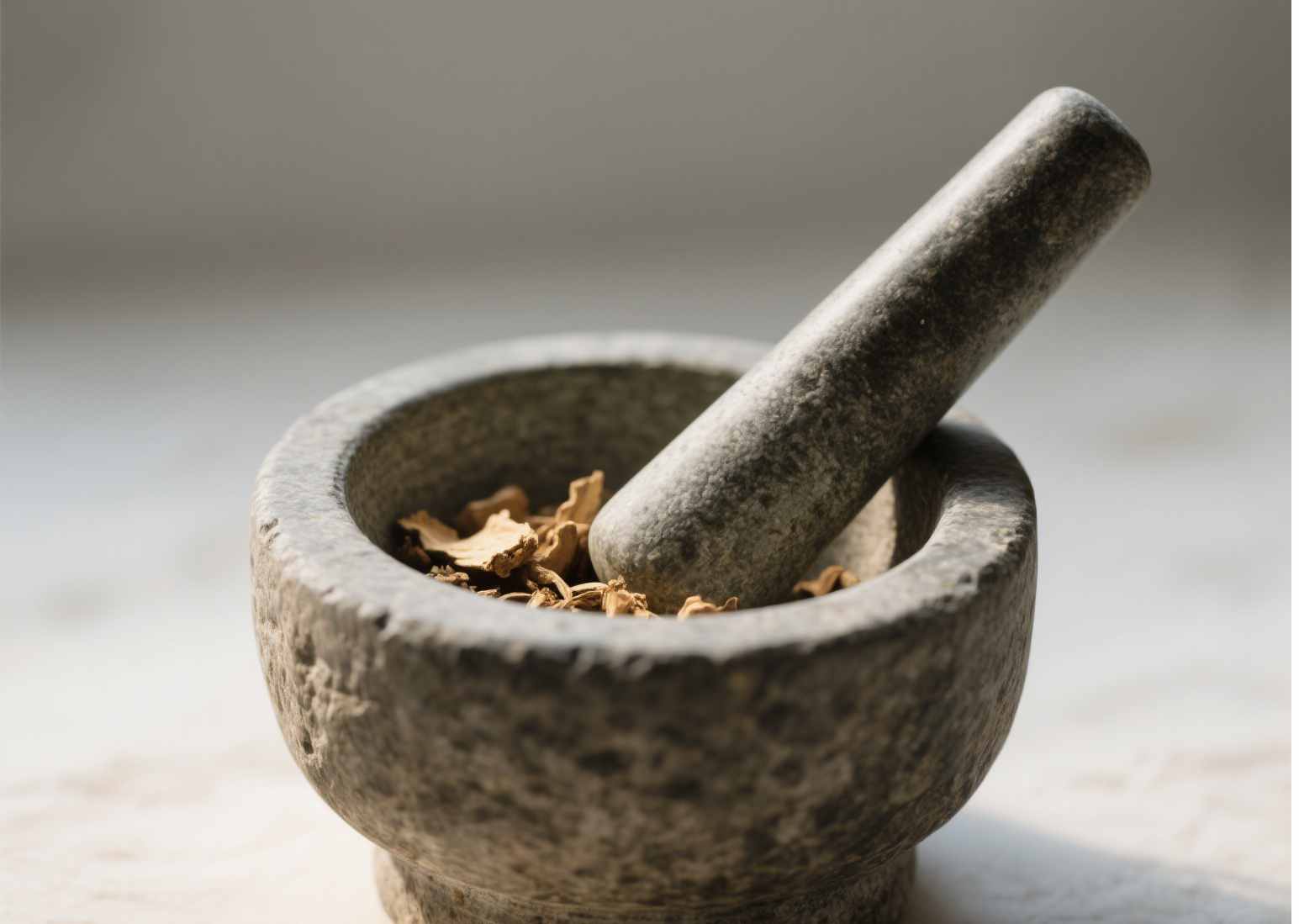 民间治干眼症用土方法治？