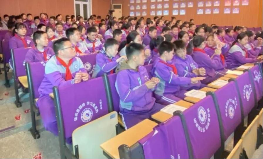 栖霞市多部门联合送中医启蒙课进校园，如何以针灸为引传承中医文化？插图2