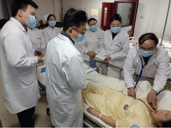 从郏县看中医药传承：卢军占的实战模式如何惠泽基层、延续学术生命力？插图2