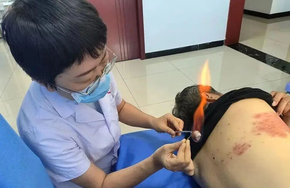 敦煌市总医院中医分院两大科室获评 “甘肃省中医优势专科”，背后有何实力与规划？插图1
